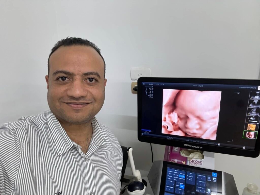 سماع نبض الجنين في الأشهر الثلاثة الأولى: حقيقة علمية مهمة 1 سماع نبض الجنين 2